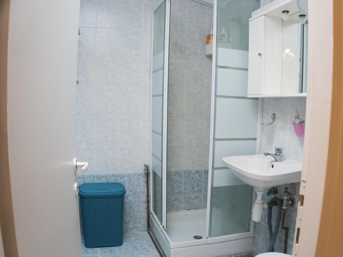 Modern Cozy Apartment In Kalamaria מראה חיצוני תמונה
