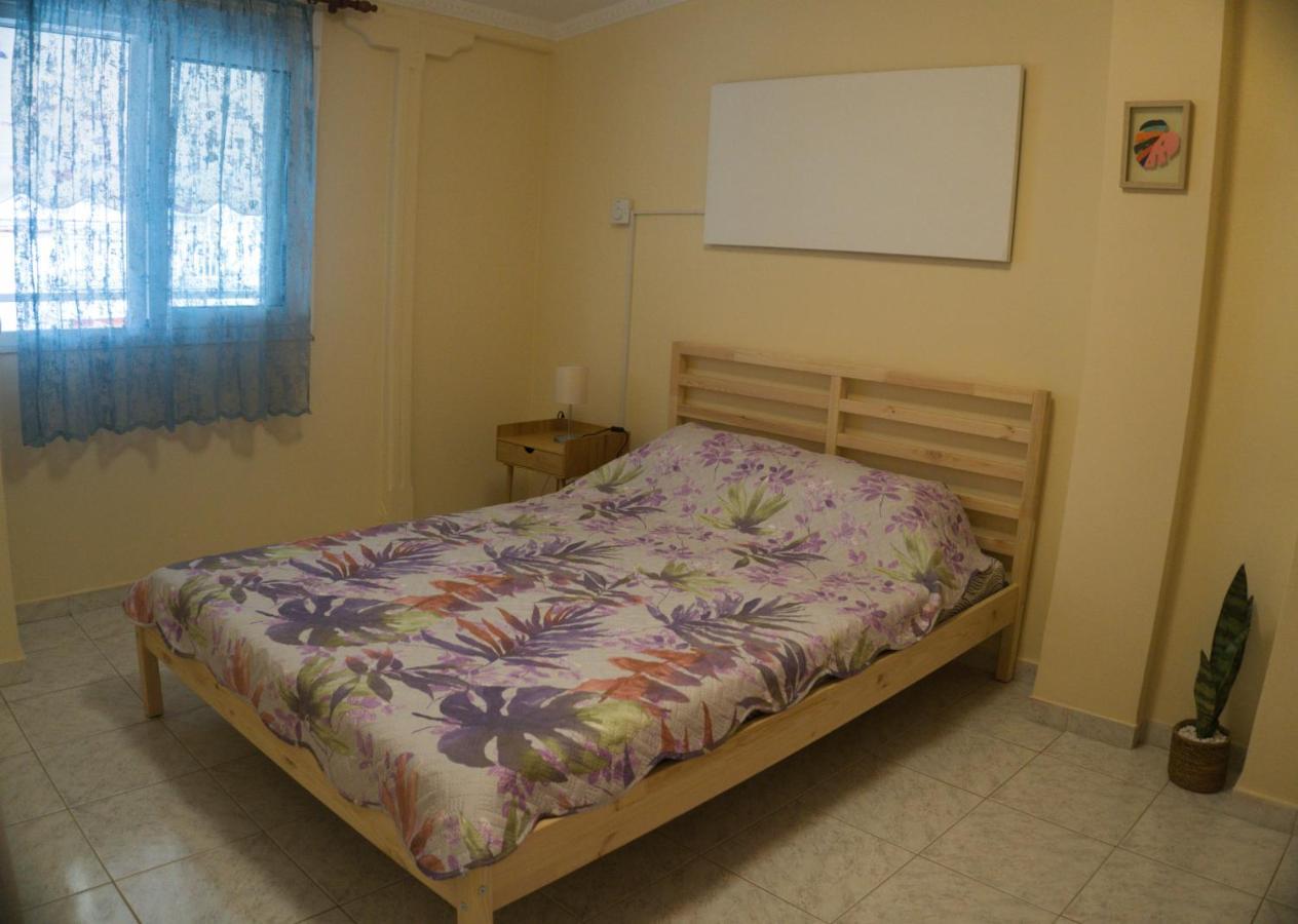 Modern Cozy Apartment In Kalamaria מראה חיצוני תמונה