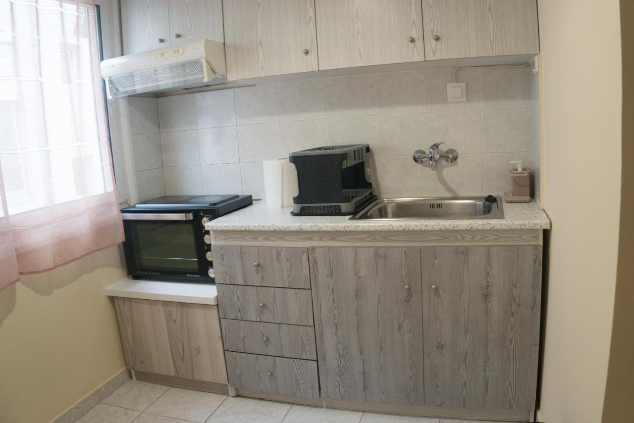 Modern Cozy Apartment In Kalamaria מראה חיצוני תמונה